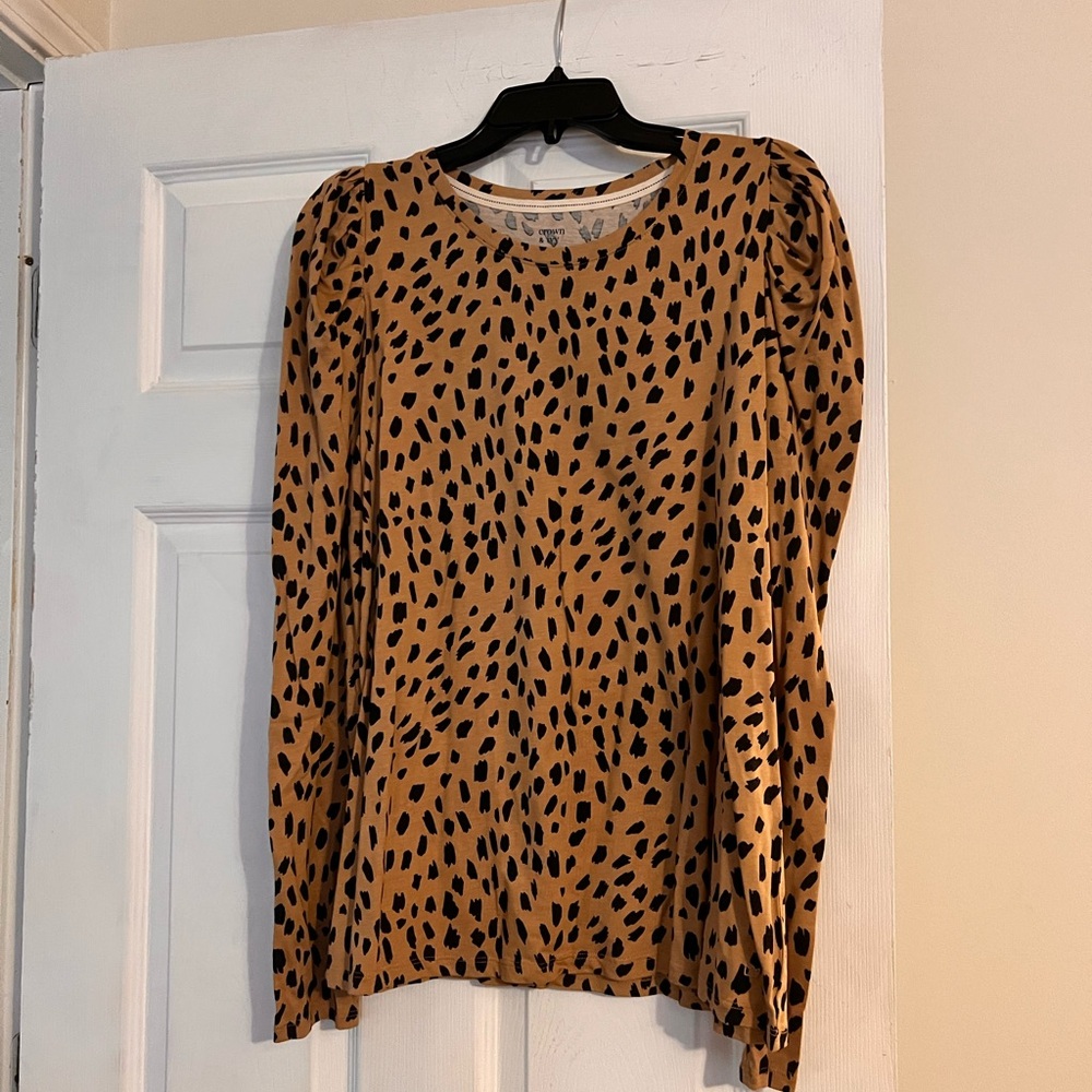 Crown and Ivy leopard puff sleeve long sleeved shirt